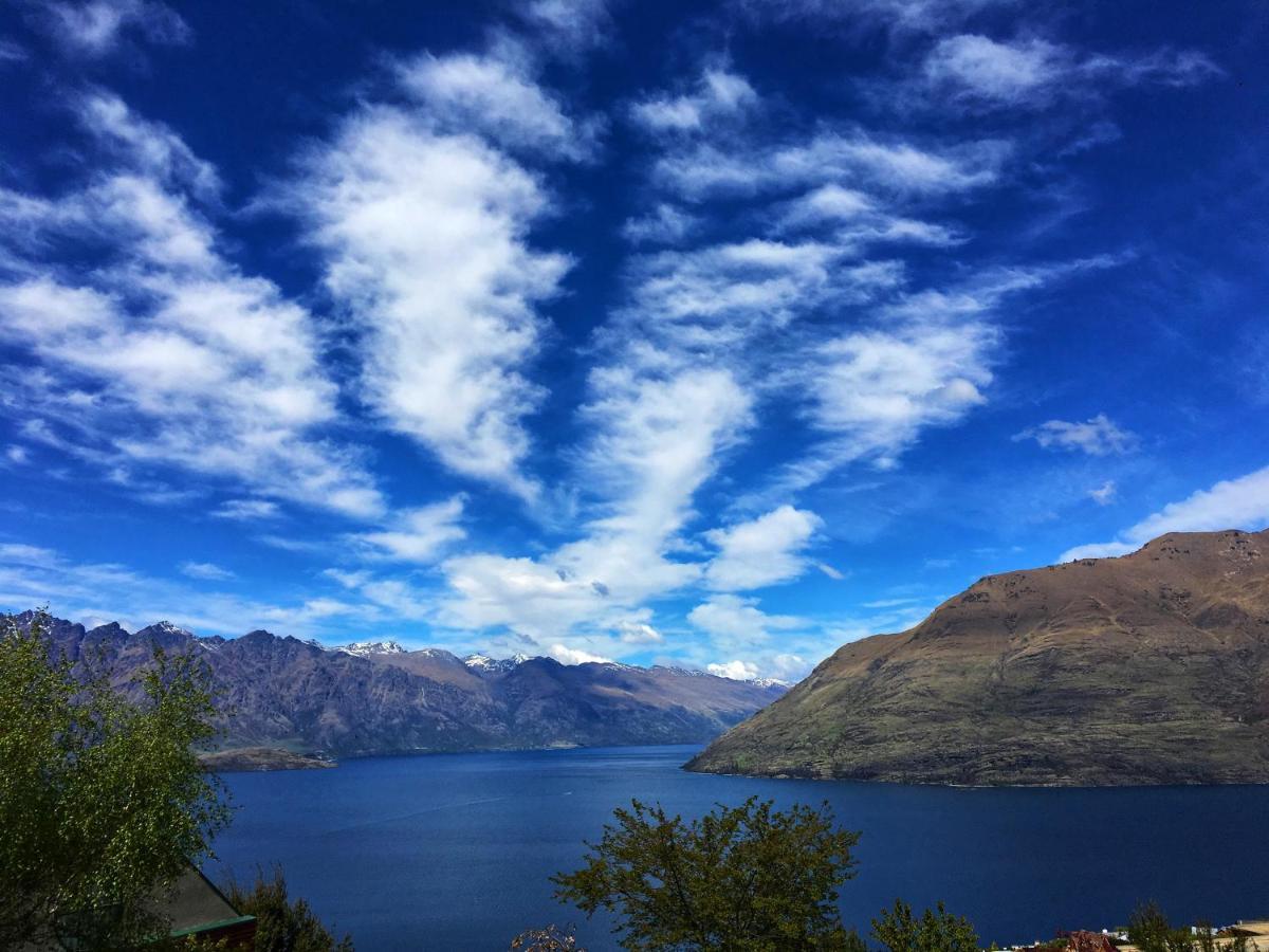 Awesomely Lakeview Queenstown Home Exterior photo